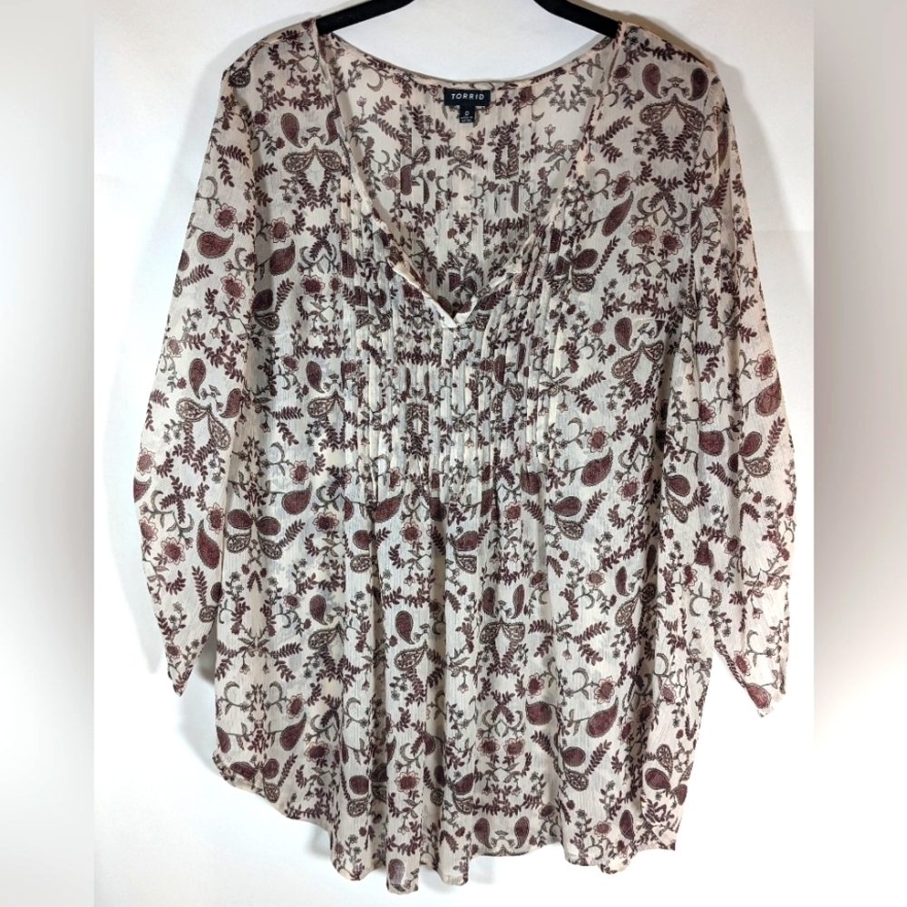 Torrid Chiffon Pintuck V-Neck Blouse With Fall Colors And Pattern Size 0